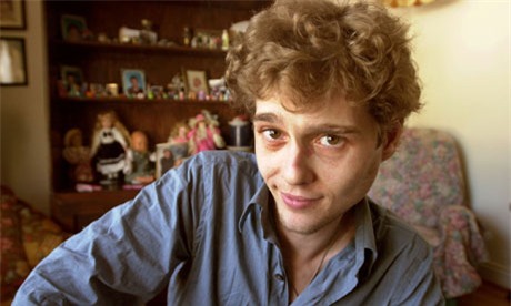 cuoc doi day bi kich va cai chet tuc tuoi cua cau be bi ep lam thi nghiem bat nhan - 7