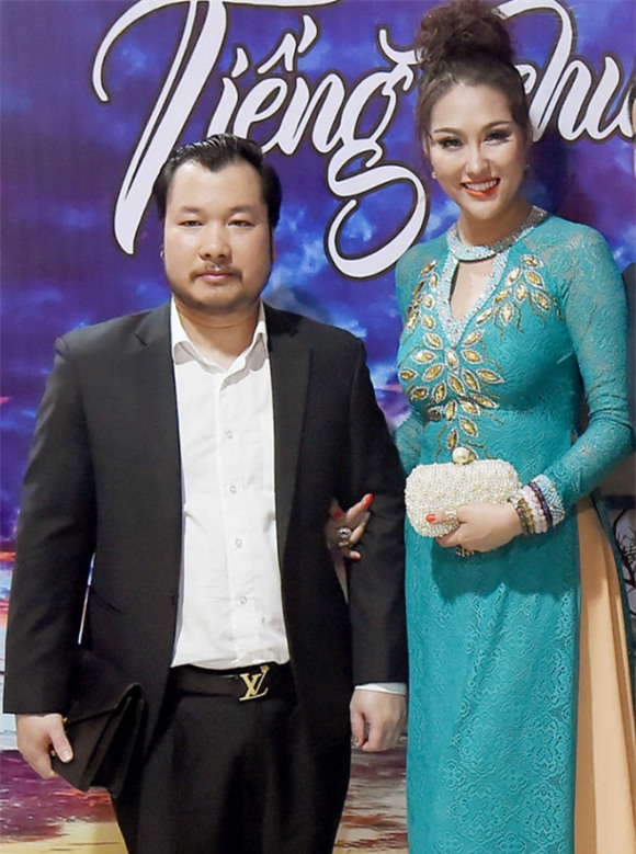 Phi thanh vân,nữ hoàng dao kéo phi thanh vân,bạn trai mới phi thanh vân,chuyện làng sao,sao Việt,bạn trai mới của Phi Thanh Vân là ai