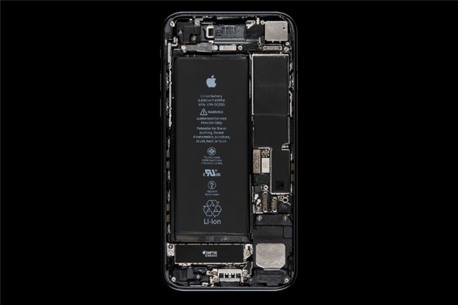 Nội thất bên trong iPhone đã thay đổi như thế nào suốt 10 năm qua? - Ảnh 7.