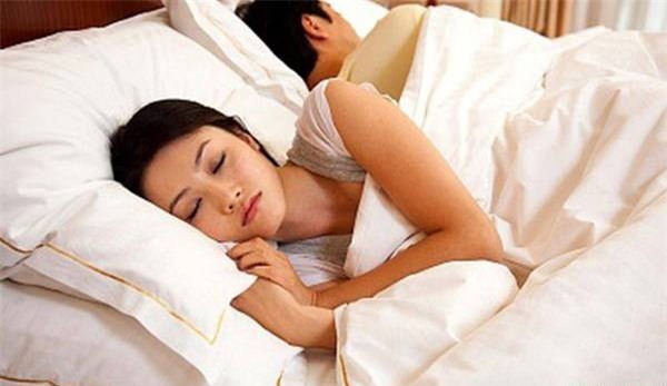 8 sai lam cua cac ba vo khien chong quay lung phan boi minh - 1