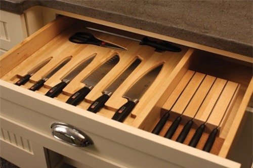 5 do vat quen thuoc kieng ki dat trong phong cuoi de hon nhan em am - 2