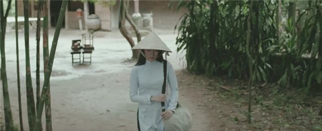 HOT: Mỹ Tâm trở thành cô giáo thời chiến, vướng vào chuyện tình đầy nước mắt với thầy giáo mưa Mai Tài Phến - Ảnh 2.