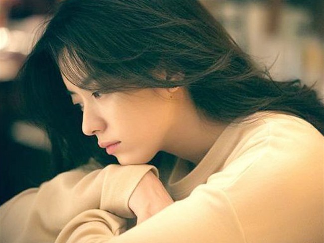 bi chong tat toi tap roi duoi khoi nha vi len gui cho bo me de 20 trieu - 1