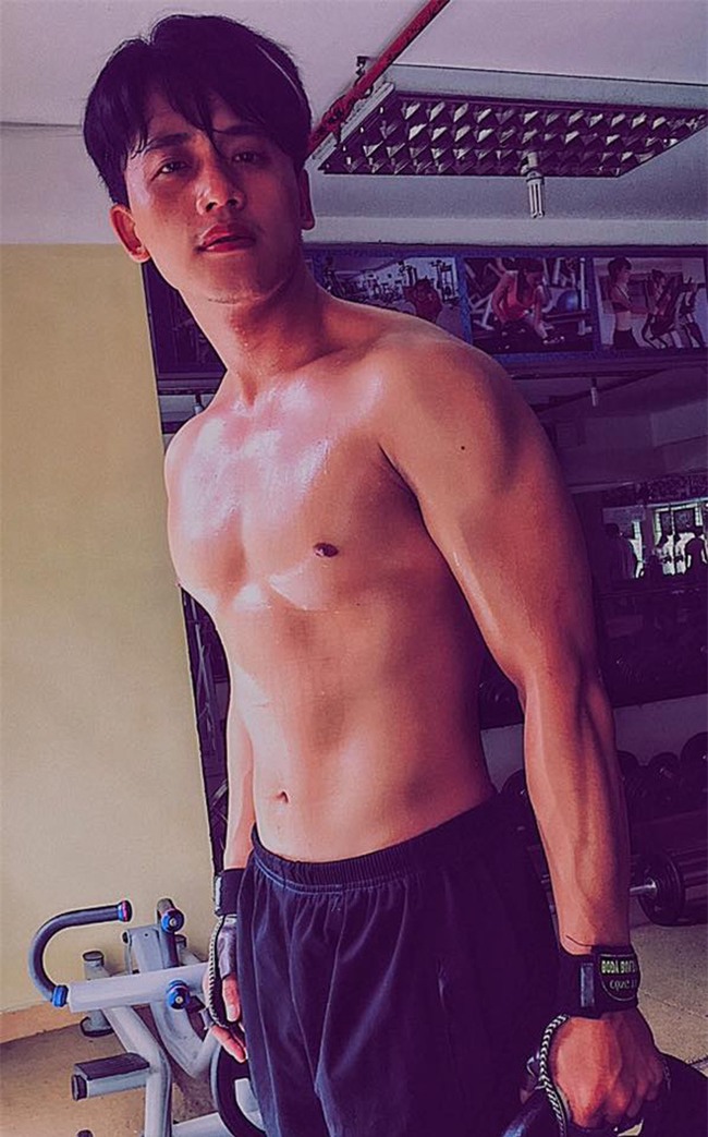 Chàng trai này là ai mà lại khiến cả Hương Tràm và Mỹ Tâm "say như điếu đổ"? - Ảnh 8.