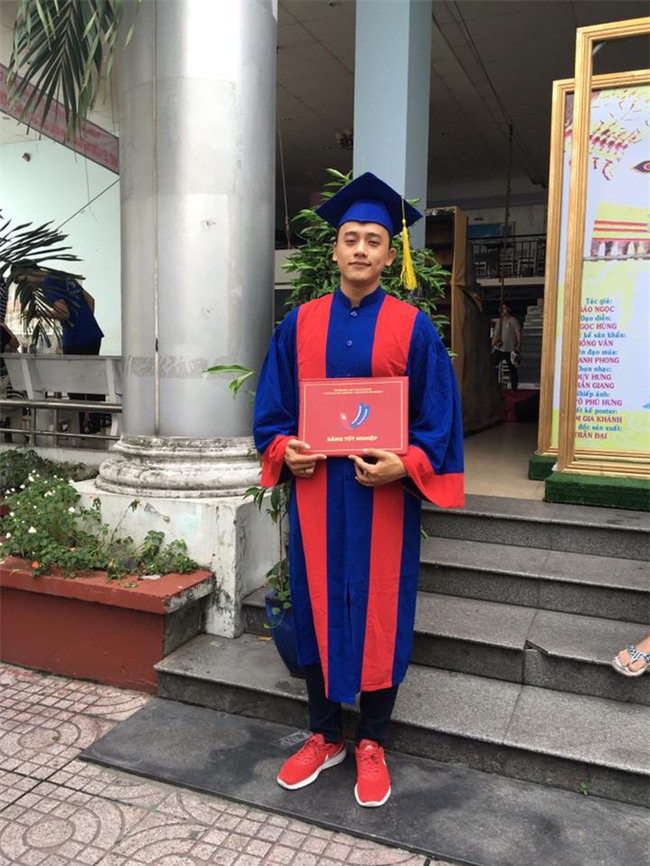 Chàng trai này là ai mà lại khiến cả Hương Tràm và Mỹ Tâm "say như điếu đổ"? - Ảnh 10.