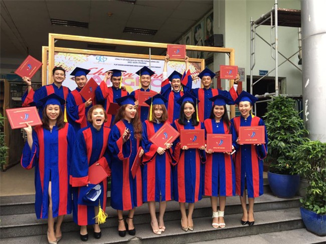 Chàng trai này là ai mà lại khiến cả Hương Tràm và Mỹ Tâm "say như điếu đổ"? - Ảnh 10.