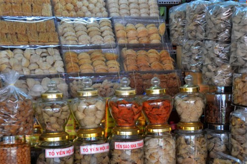 Coi chừng dính yến huyết giả - Ảnh 1.