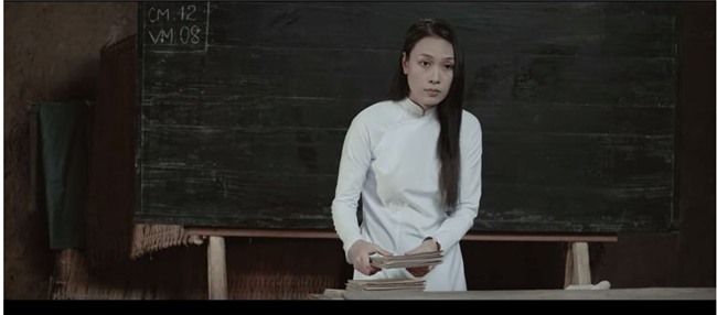 tung tung la the nhung khi dien ao dai, my tam cung diu dang den la! - 4