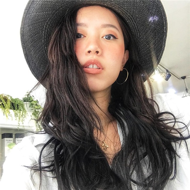 Nhỏ xinh nhưng lợi hại, đây là món phụ kiện nâng tầm nhan sắc và phong cách đang được các hot girl Việt diện hoài không chán - Ảnh 12.