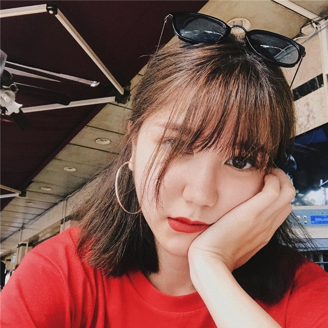 Nhỏ xinh nhưng lợi hại, đây là món phụ kiện nâng tầm nhan sắc và phong cách đang được các hot girl Việt diện hoài không chán - Ảnh 3.