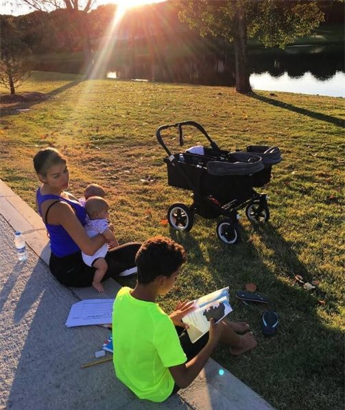 Lâu lắm rồi Ronaldo mới có thời gian riêng tư, lãng mạn cùng Georgina - Ảnh 2.