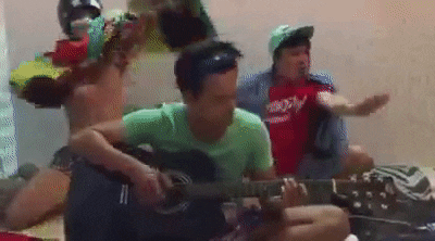 Thầy giáo má lúm Mai Tài Phến lộ clip đeo bờm cực lầy lội-1