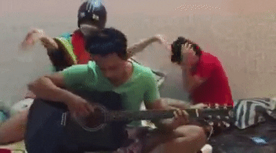 Thầy giáo má lúm Mai Tài Phến lộ clip đeo bờm cực lầy lội-2