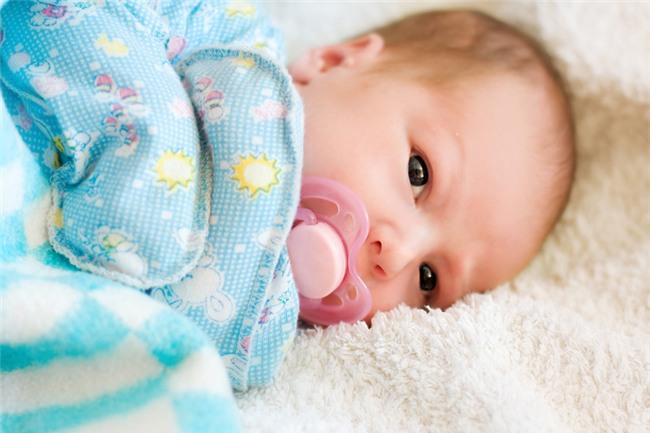 cach tri ho co dom cho tre so sinh tai nha me nao cung nen biet - 2