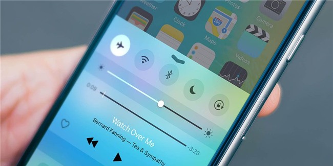 5 chiêu giúp bạn thức dậy mỗi sáng không lo dán mắt vào smartphone - Ảnh 4.