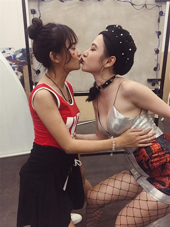 Glee: Lộ ảnh con gái của Angela Phương Trinh và Hữu Vi-6