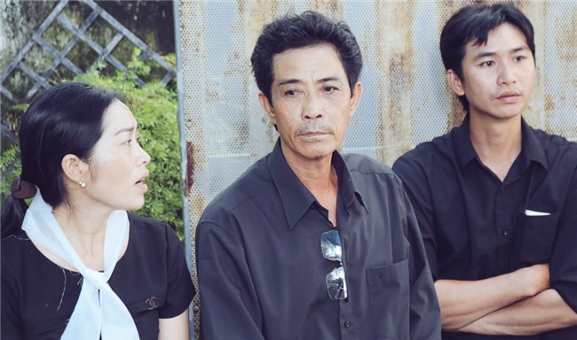 Bố của nam SV HUTECH tử vong: “Long vừa học vừa làm phụ bố mẹ nuôi 2 đứa em, giờ con mất rồi tôi không biết làm sao...” - Ảnh 9.