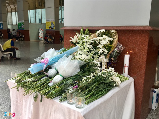 Me nam sinh Hutech tu nan: 'Sao con toi di hoc ma cung chet?' hinh anh 2