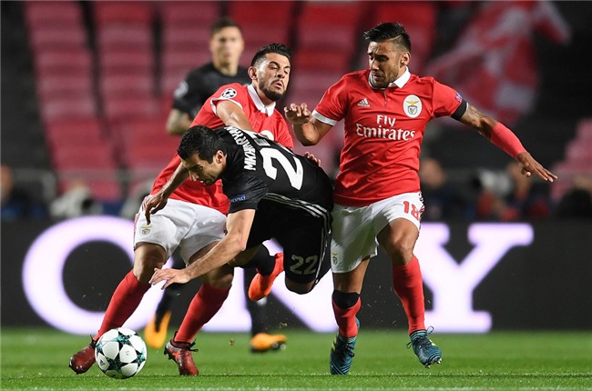 Thu mon sai lam hai huoc giup MU gianh 3 diem o cup chau Au hinh anh 3