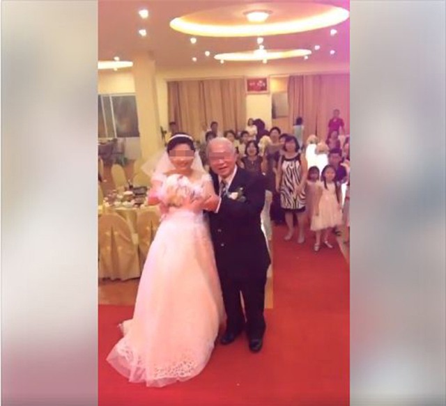 khach moi "dung hinh", dan tinh xon xao vi dam cuoi cua cac cap doi "dua lech" - 8