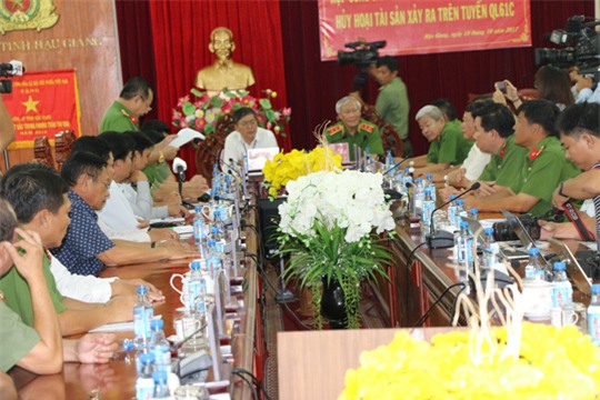 Hành trình “vạch mặt” con gái chủ mưu đốt xe khiến cha tử vong - Ảnh 2.