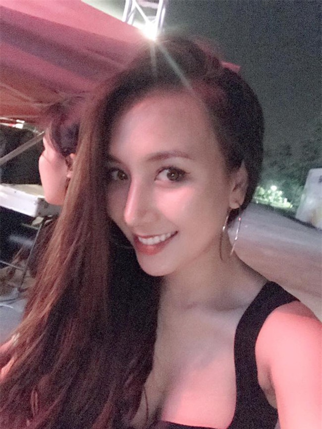 Chân dung bà xã tương lai của Khắc Việt: DJ xinh đẹp và nóng bỏng chẳng kém cạnh hot girl nào! - Ảnh 6.