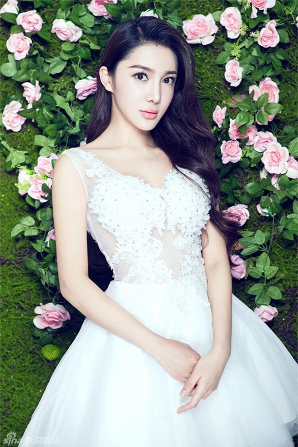 chuyện làng sao,sao Trung quốc tai nạn, sao nữ chết, nhậm kiều, nhậm kiều tử vong, sao nữ 24 tuổi trung quốc tử vong, sao Hoa ngữ