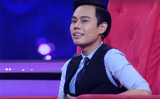 ‘Vì yêu mà đến’: ‘Gọi chị xưng em’ chàng trai 25 tuổi khiến dàn khách mời nức nở vì tỏ tình quá lãng mạn-3