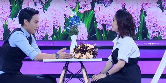‘Vì yêu mà đến’: ‘Gọi chị xưng em’ chàng trai 25 tuổi khiến dàn khách mời nức nở vì tỏ tình quá lãng mạn-4