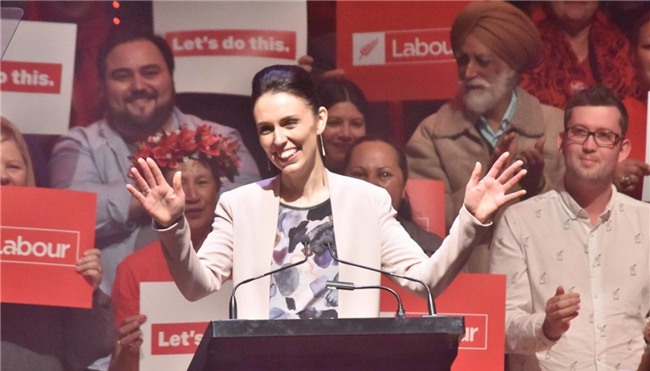 chan dung nu thu tuong tre nhat the gioi: dam me chinh tri tu nho, thich dung mang xa hoi - 1