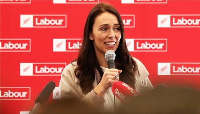 chan dung nu thu tuong tre nhat the gioi: dam me chinh tri tu nho, thich dung mang xa hoi - 3