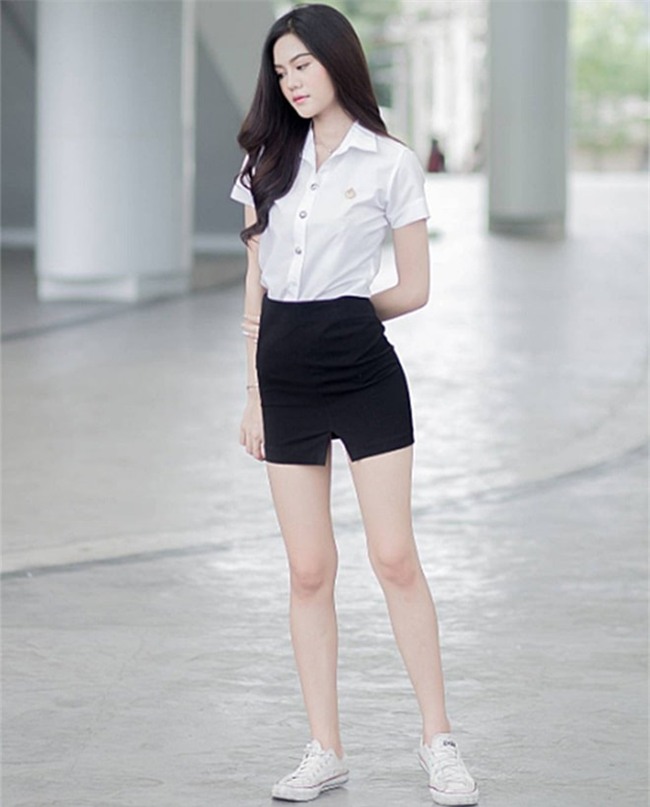 Đồng phục học sinh ở Thái Lan Hiếm lắm mới thấy bộ đồng phục học sinh cool  thế này