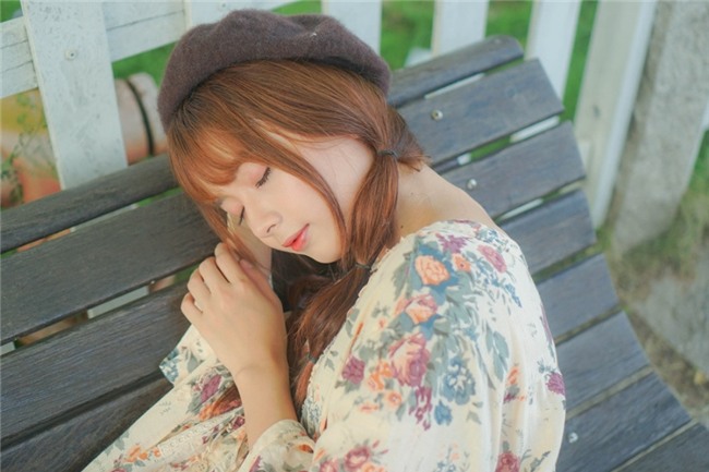 'Hot girl anh the' bong dung noi tieng sau mot dem gio ra sao? hinh anh 4