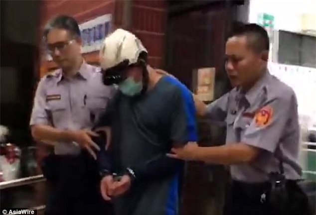 Bố sát hại con gái sơ sinh, giấu xác dưới gầm giường bất ngờ ra đầu thú sau 12 năm day dứt - Ảnh 3.