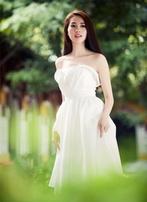 Hoa hậu Đặng Thu Thảo