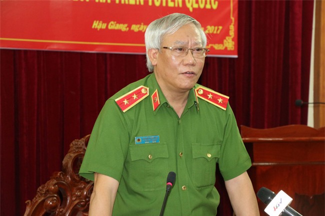 qua trinh pha vu an con gai thue xa hoi den giet cha dien ra the nao? - 3