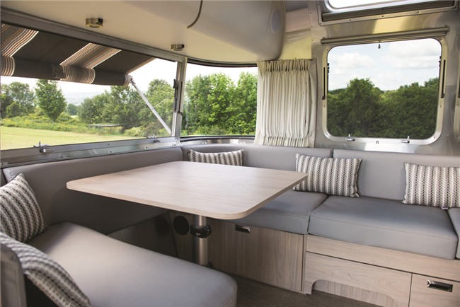 'Nha di dong' sang trong va hien dai cua Airstream hinh anh 6