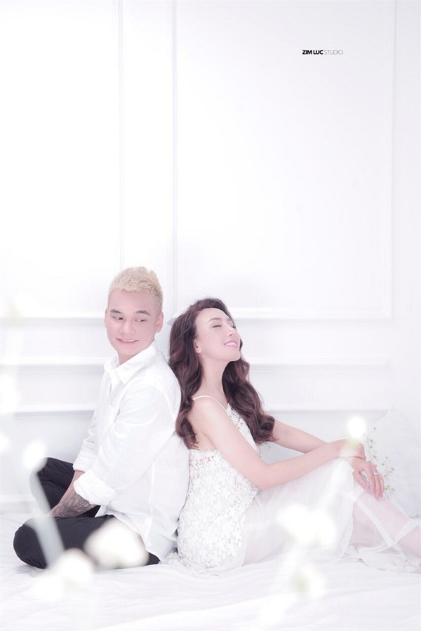 Lịm tim với video toàn cảnh Khắc Việt quỳ gối cầu hôn bạn gái-5