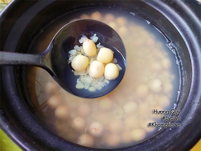 con gi tuyet hon khi nham nhi che sen com deo cuoi thu - 4