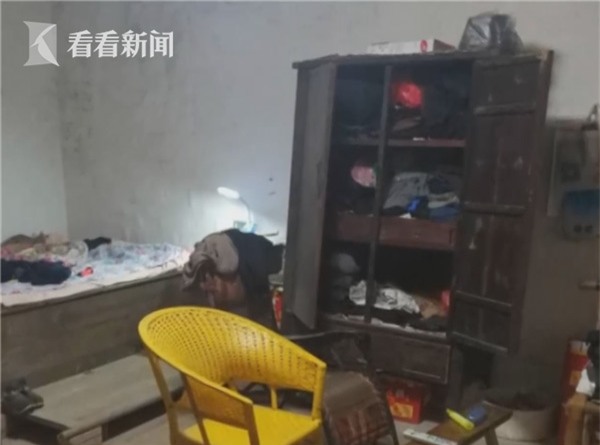 Mang 350 triệu đồng đi gửi ngân hàng, cụ ông bàng hoàng mở ra toàn tiền âm phủ-3