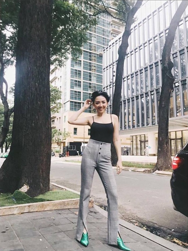 ba me 2 con tang thanh ha gian di, doi lap pham huong chat lu hot nhat tuan qua - 5