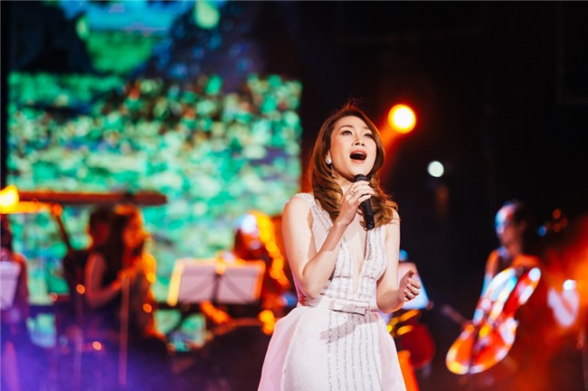 Ca sĩ chẳng học hành gì như Thanh Lam nói liệu có thành công lâu dài?