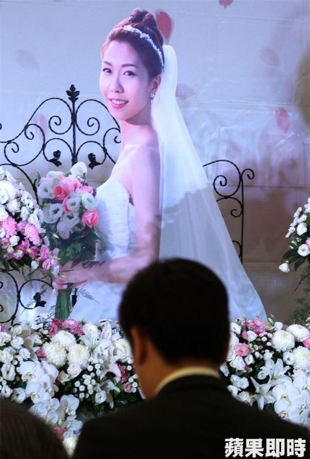 Đám cưới trở thành đám tang sau cái chết bi kịch của cô dâu: Kiếp sau anh mong mình vẫn sẽ là vợ chồng - Ảnh 3.