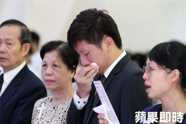 Đám cưới trở thành đám tang sau cái chết bi kịch của cô dâu: Kiếp sau anh mong mình vẫn sẽ là vợ chồng - Ảnh 5.