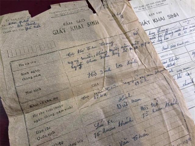 sau 43 nam nuoi nham con, gia dinh vo oa khi tim thay nguoi con that lac - 2