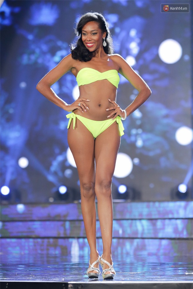 "Mãn nhãn" trước đường cong nóng bỏng của dàn thí sinh "Miss Grand International 2017" trong phần thi bikini tại Bán kết - Ảnh 5.
