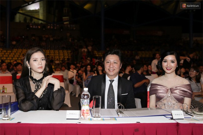 Huyền My cùng dàn thí sinh Miss Grand International 2017 rực rỡ trong trang phục dạ hội - Ảnh 1.