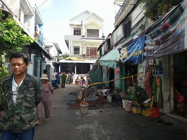 Hai bà cháu chết thương tâm trong vụ cháy: Bà ấy lao vào cứu cháu, ai ngờ cả hai đều không thoát khỏi - Ảnh 2.