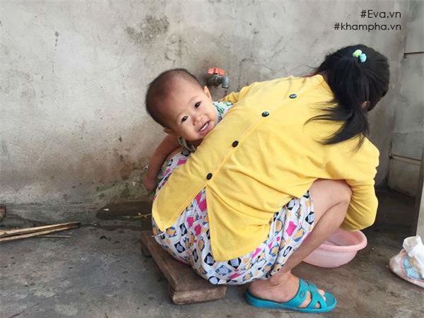 tro lai ngoi nha dot nat cua nguoi me ngay ngo bi xam hai dan den sinh con - 3