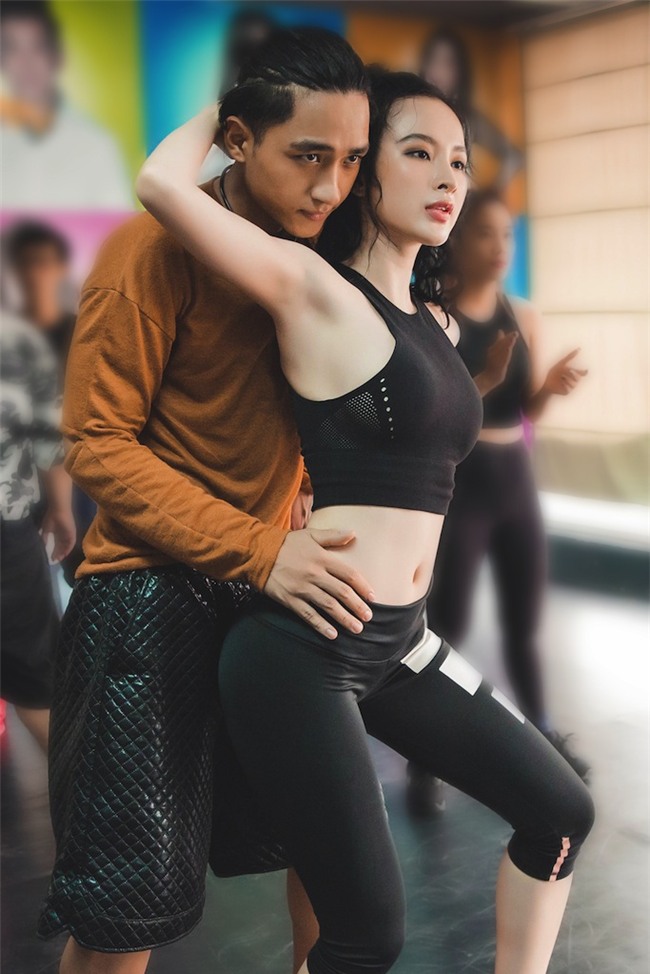 Glee Việt bị chỉ trích vì đá đểu việc Chi Pu đi hát để quảng cáo cho phim-3